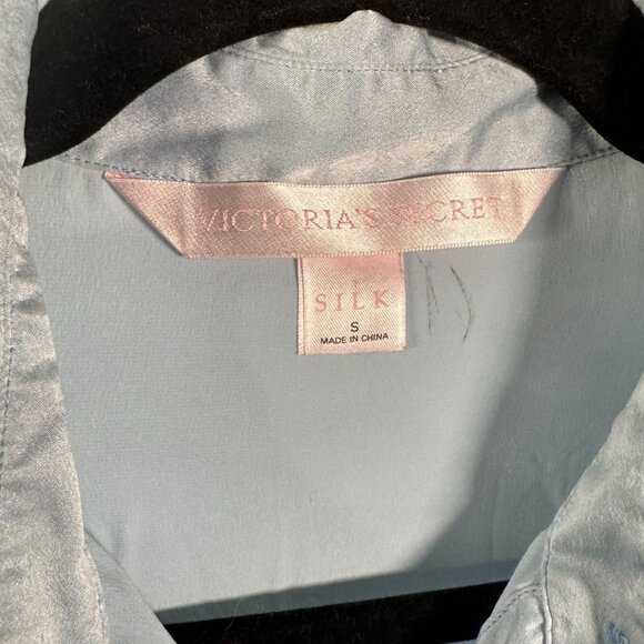 Victorias Secret Light Blue Silk Button-Up Sleep Shirt Size Small Intimate Sexy - Picture 6 of 8
